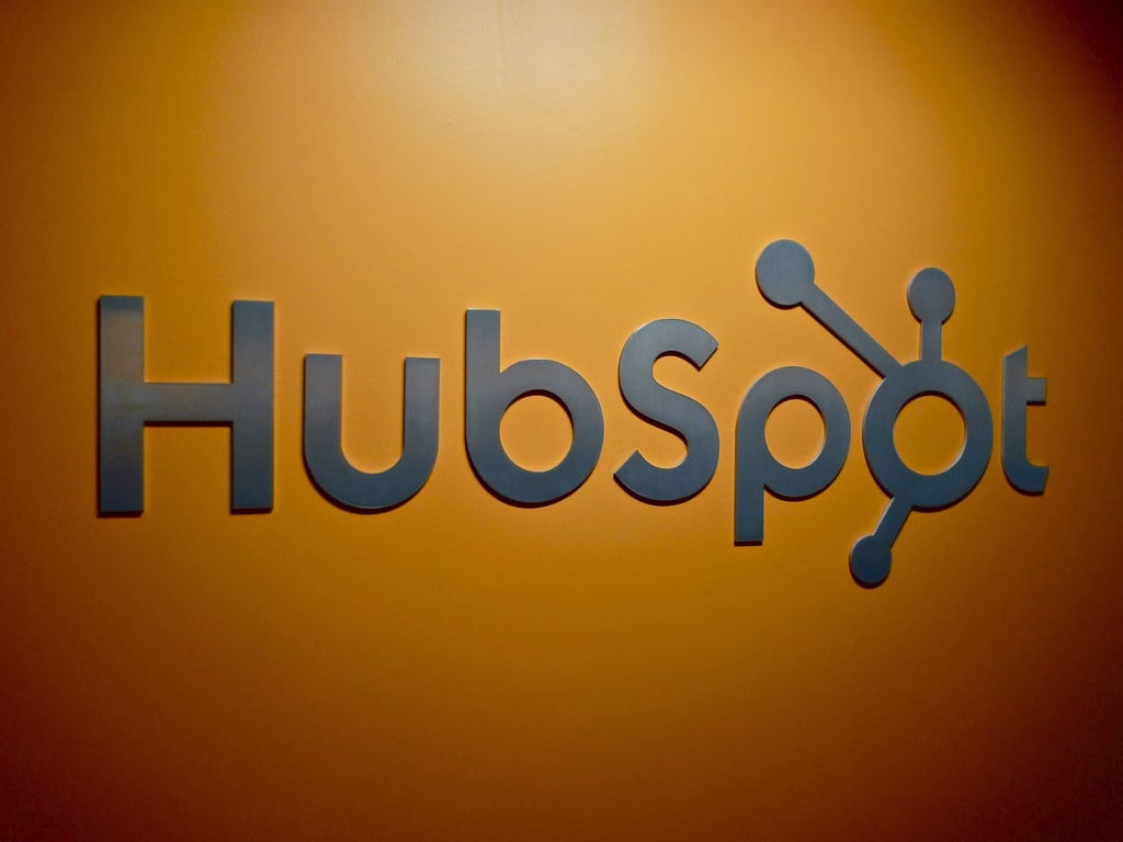 How to Build a HubSpot Website in 2025